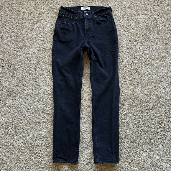 Abercrombie & Fitch Denim - Abercrombie & Fitch The 90s Straight Mid Rise Jeans Curve Love Size 24